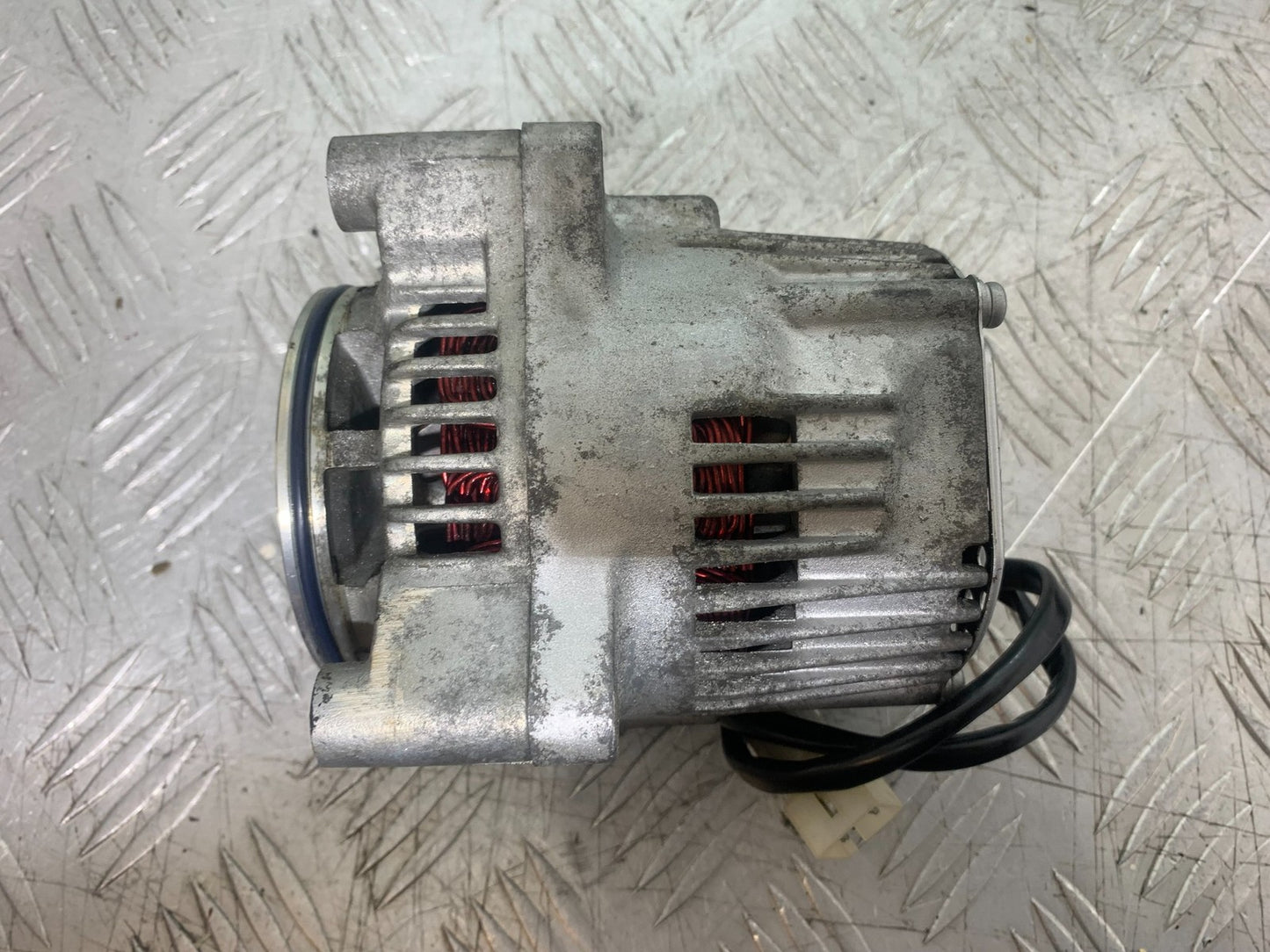 YAMAHA XJ900 XJ 900 DIVERSION ALTERNATOR YEAR 1994-2002(CMB1292)