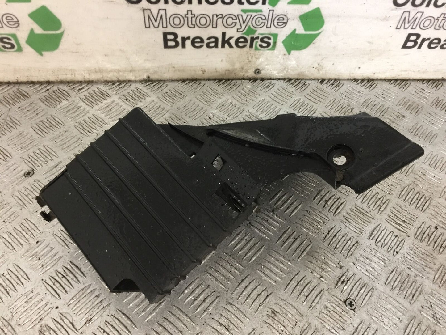 YAMAHA XTZ 750 SUPER TENERE BATTERY BOX YEAR 1990-1995 (STOCK 889)
