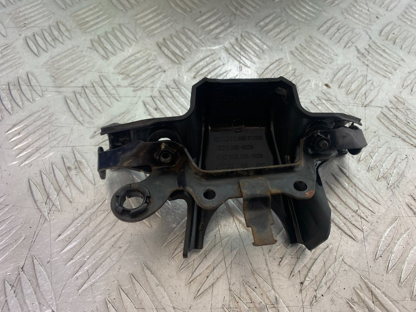 KTM DUKE 125 INDICATOR MOUNTING BRACKET YEAR 2017-2022 (CMB1222)