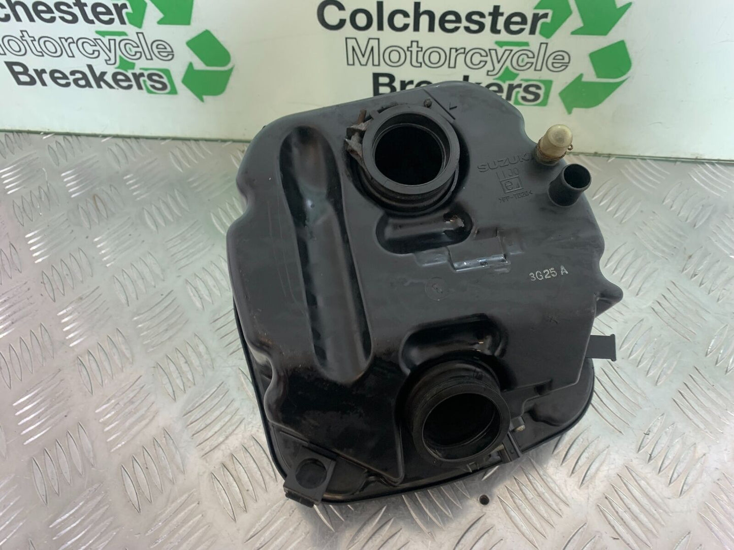 SUZUKI DL 650 V-STROM AIRBOX YEAR 2016 (STOCK 996)