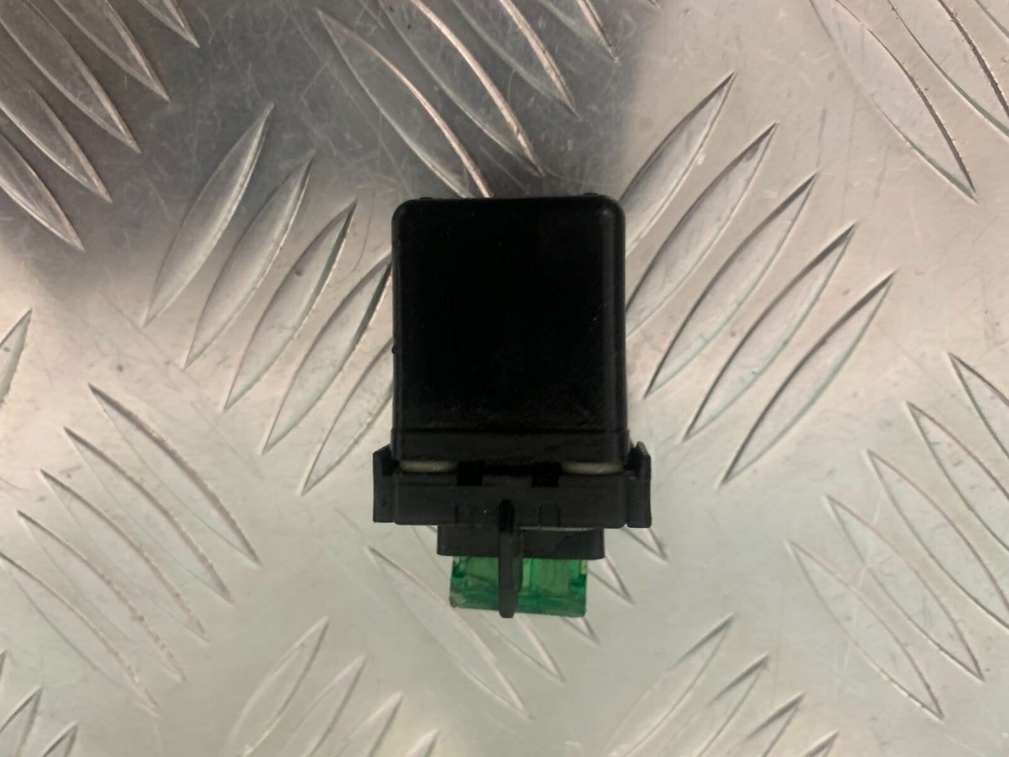 KAWASAKI ZX6R ZX6 J STARTER SOLENOID YEAR 2000 (STOCK 947)