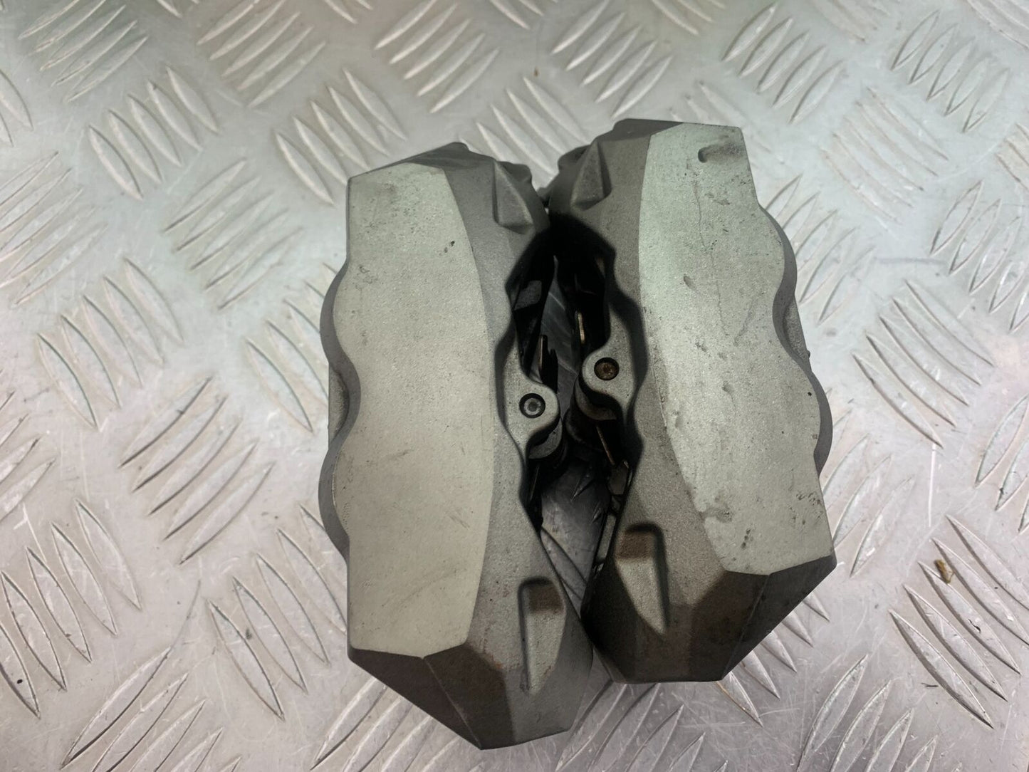 MV AGUSTA TURISMO VELOCE 800 FRONT BRAKE CALIPERS YEAR 2014-17 (CMB1051)