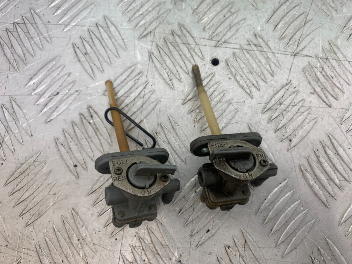 KAWASAKI GT550 GT 550 PETROL TAPS YEAR 1989-1994
