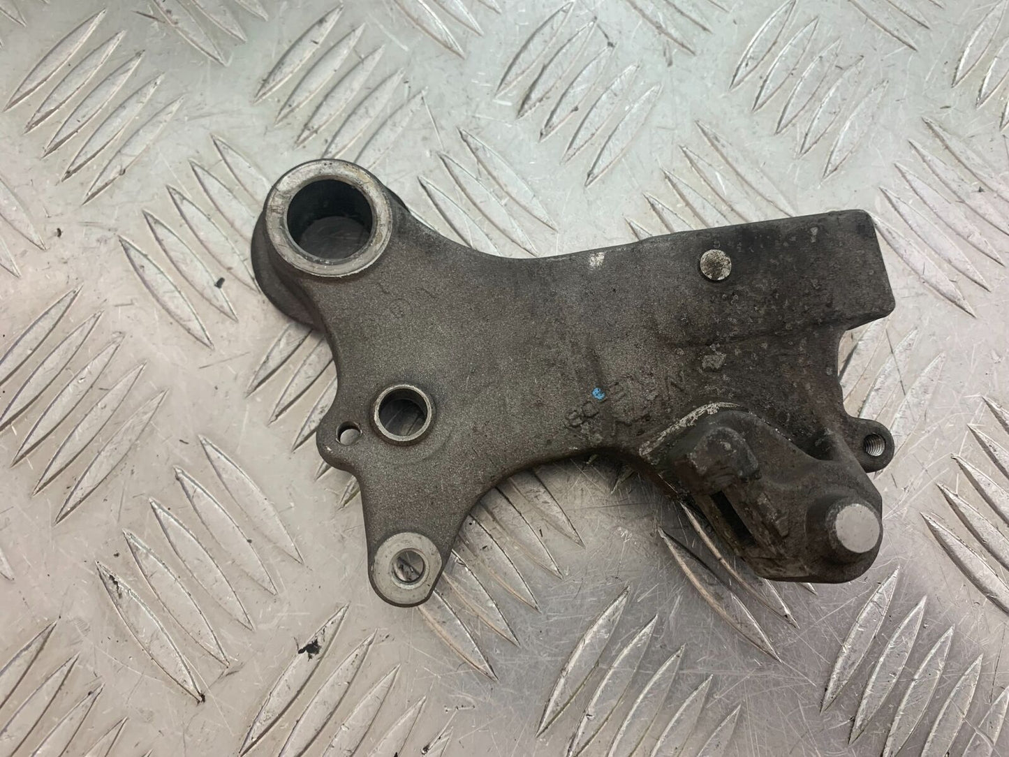 HONDA CB650 F CB 650 FA-H REAR CALIPER BRACKET YEAR 2017- 2019 (CMB1087)