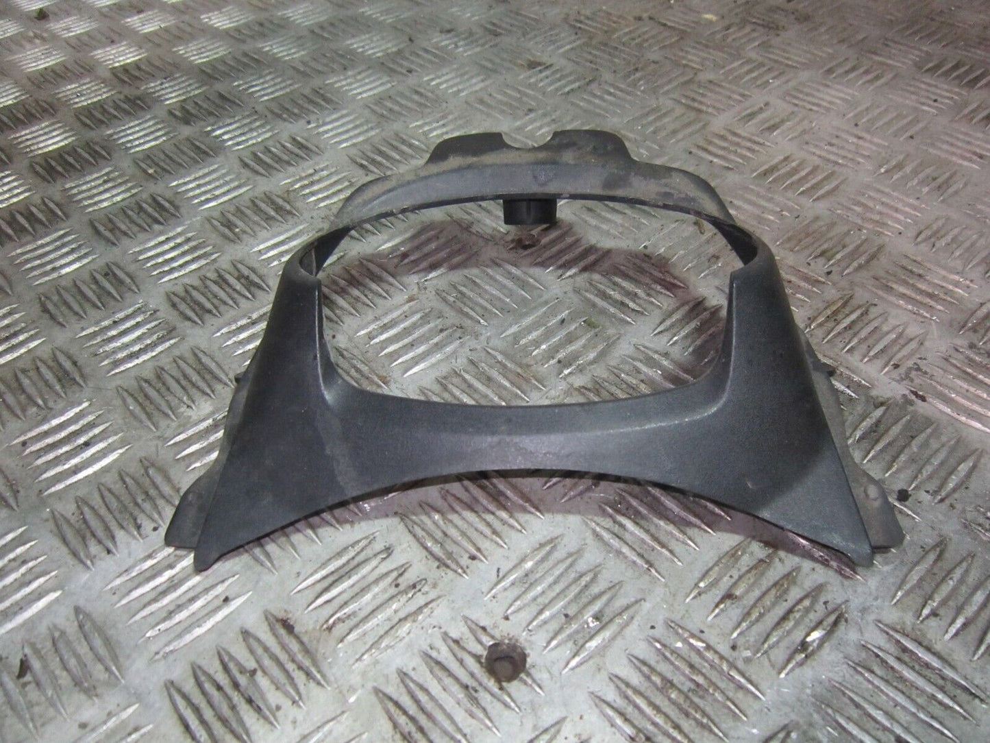 YAMAHA YZF600 YZF 600 THUNDERCAT REAR LIGHT INFILL YEAR 1996