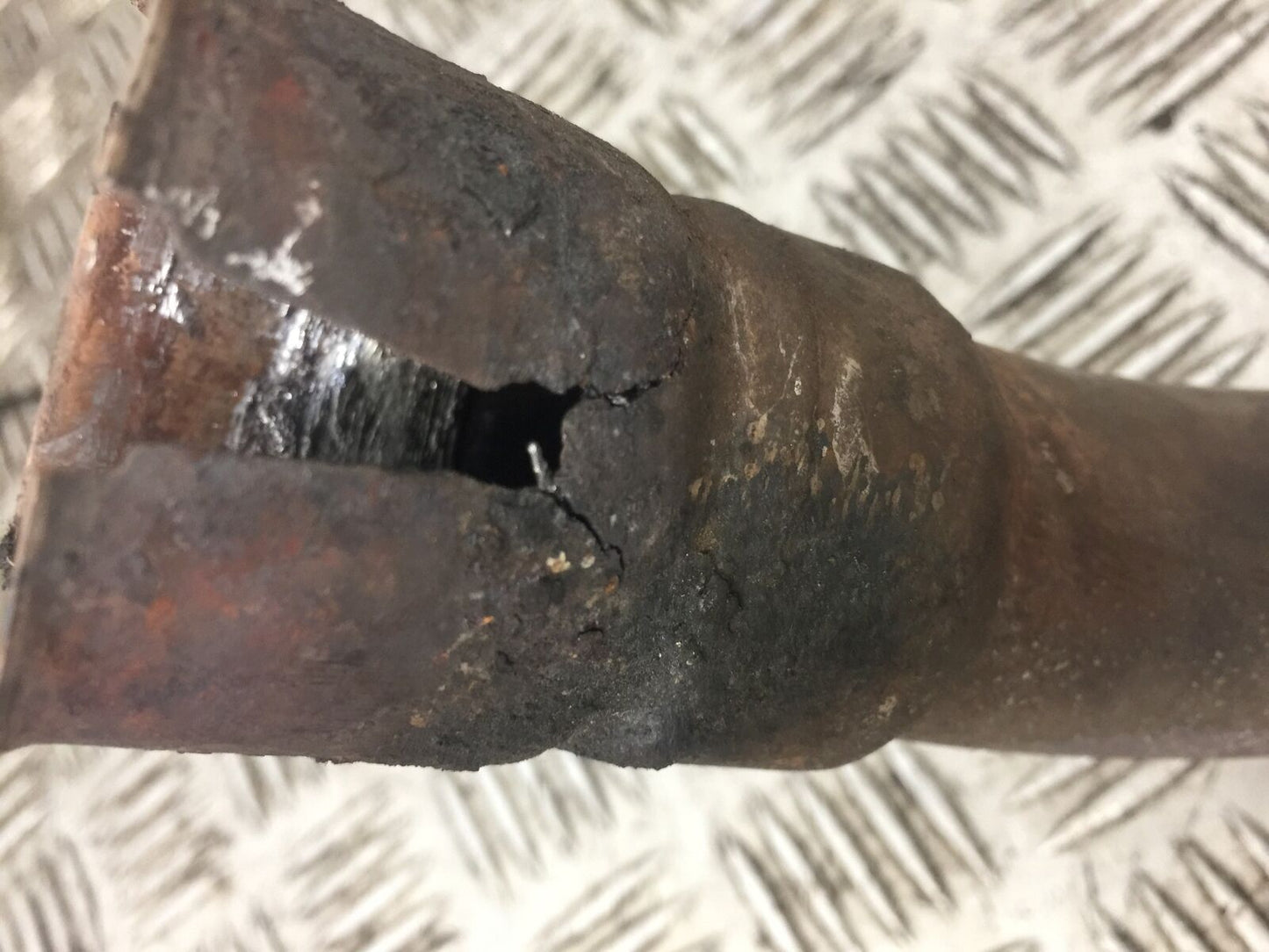HONDA XL1000 VARADERO LEFT SILENCER YEAR 2002 (STOCK 595)