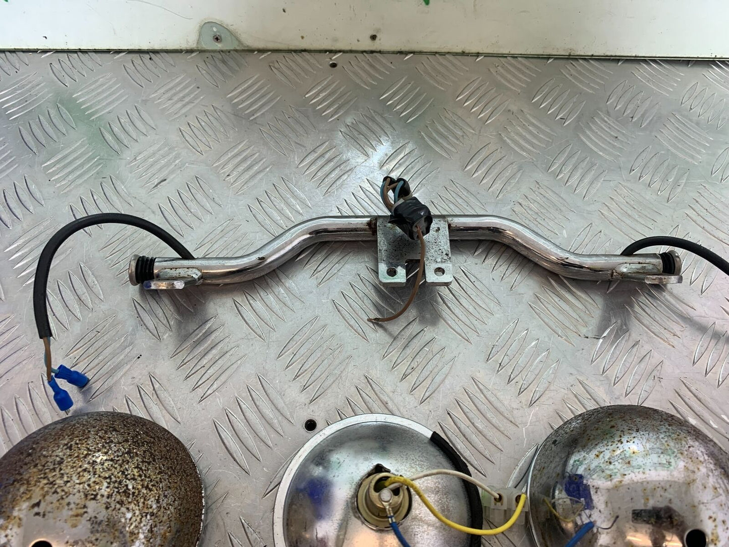 YAMAHA XV750 XV 750 VIRAGO FOG LIGHTS YEAR 1992 (CMB1016)