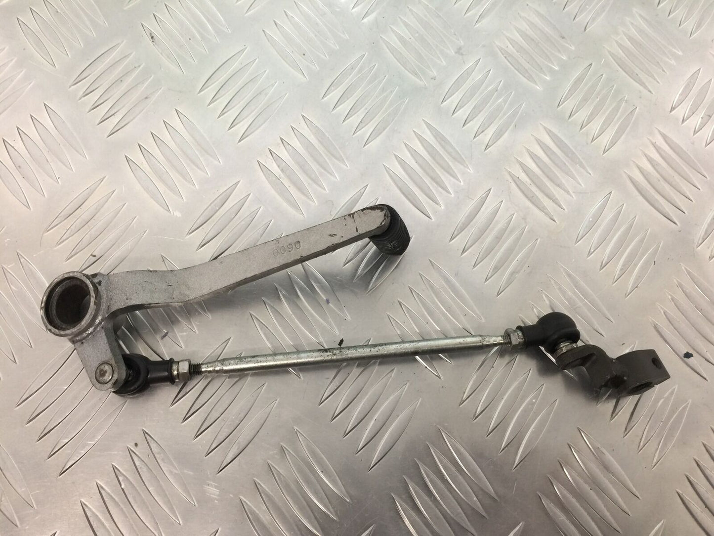 KAWASAKI Z1000 Z 1000 GEAR LEVER YEAR 2007-2009 (STOCK 927)