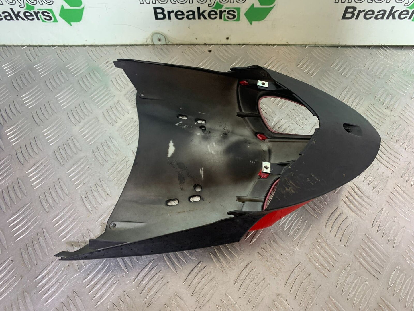MOTORINI MISANO SXI 125 TAIL PIECE REAR LIGHT SURROUND YEAR 2022 (CMB1078)