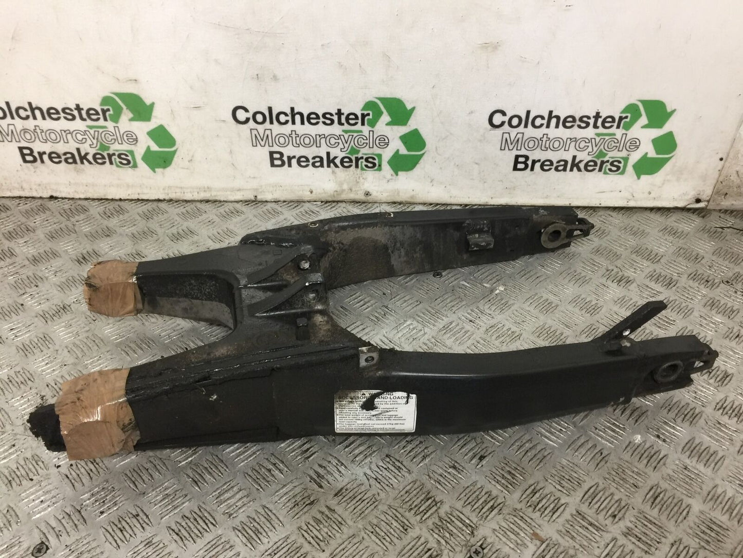 HONDA CB600 CB 600 F-9 HORNET SWINGARM 2010 (STOCK 782)