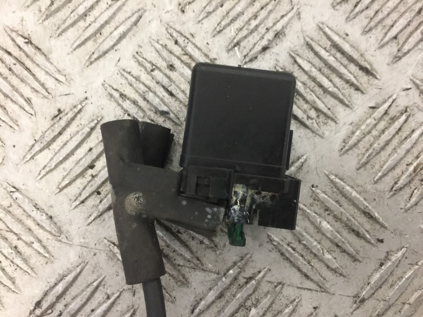 HONDA CBR1000 rr FIREBLADE STARTER SOLENOID YEAR 2004-07 (STOCK 690)