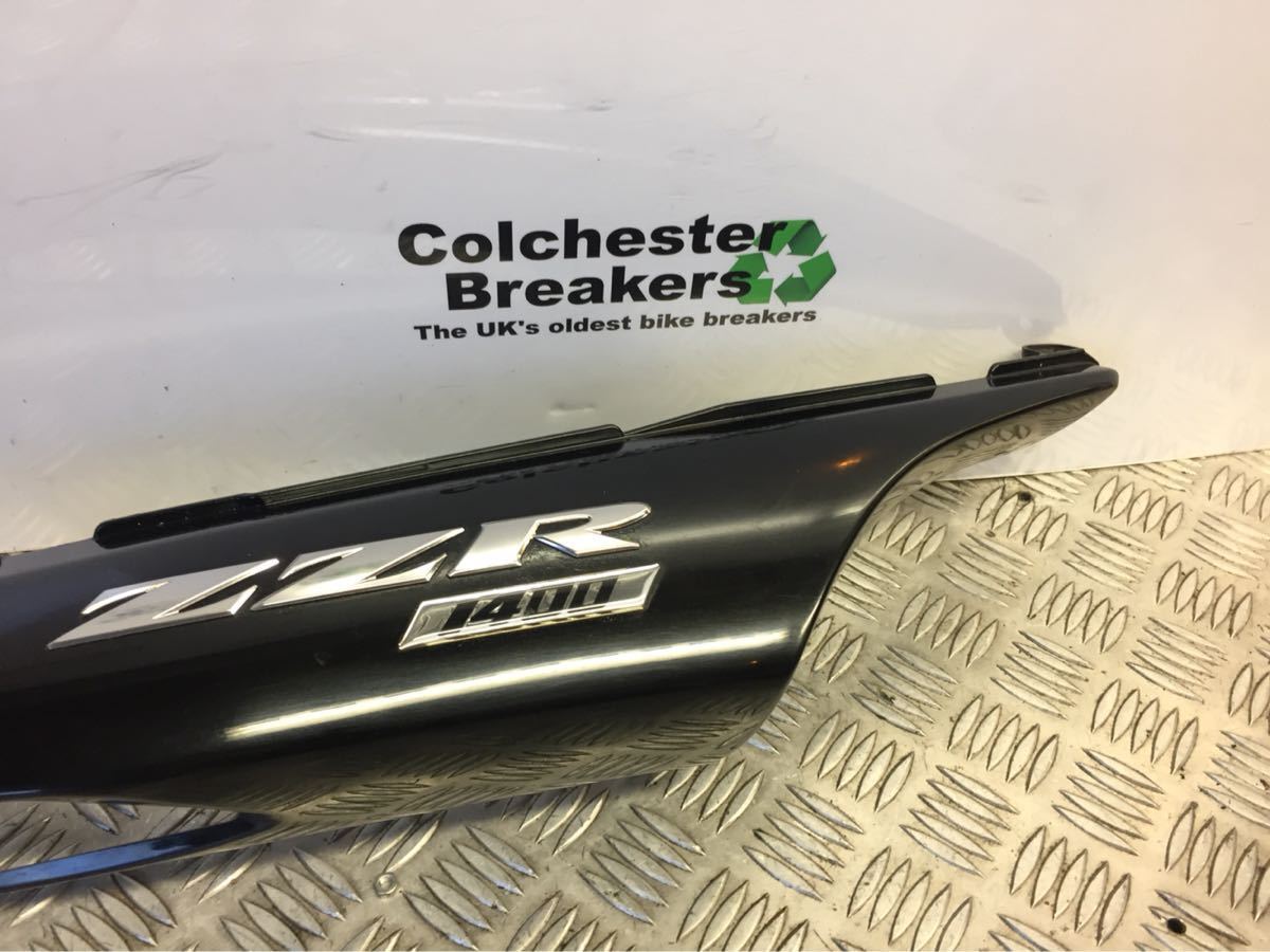 KAWASAKI ZZR1400 ZZR 1400 RIGHT SEAT SIDE PANEL YEAR 2009