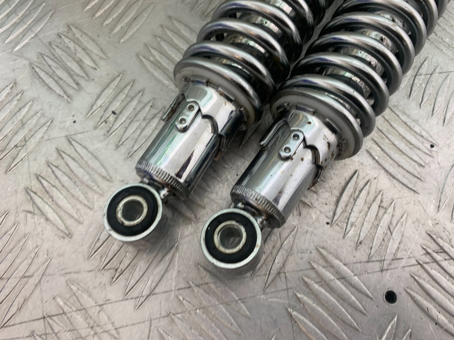 PIONEER NEVADA XF125 REAR SHOCKS YEAR 2009 (CMB1214)