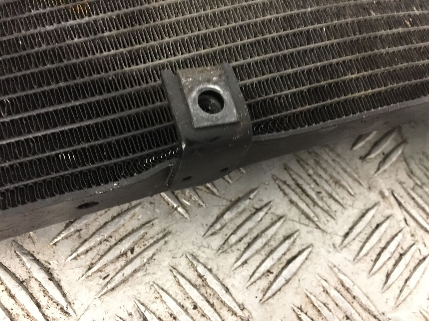 TRIUMPH 675 STREET TRIPLE RADIATOR YEAR 2016 (STOCK 812)