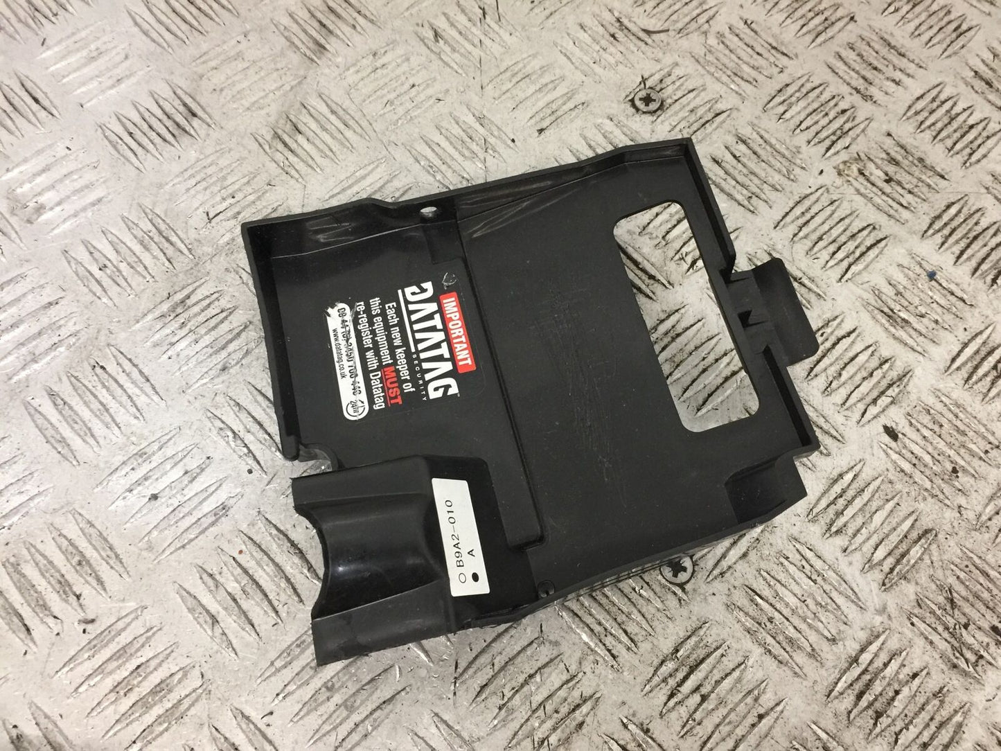 YAMAHA MT03 BATTERY COVER YEAR 2018 (STOCK 801)