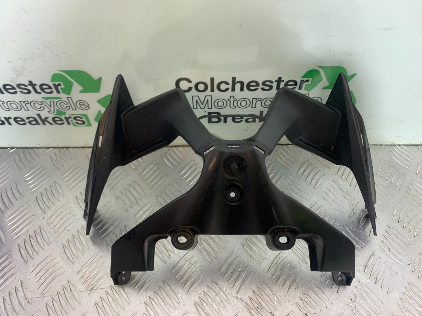 YAMAHA XMAX 300 YOKE COVER YEAR 2017-2020 (CMB1218)