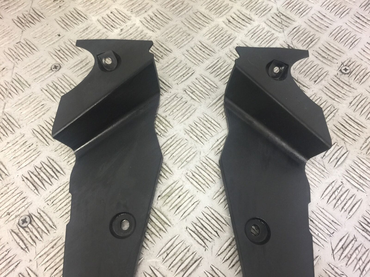 TRIUMPH TIGER 800 XRT INNER INFILS YEAR 2015-2017 (STOCK 506)