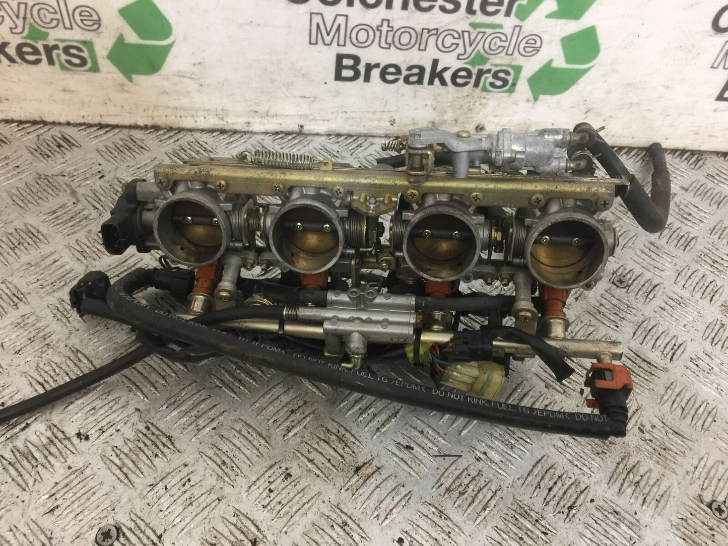 YAMAHA FJR1300 FJR 1300 THROTTLE BODIES YEAR 2001-05 (STOCK 814)