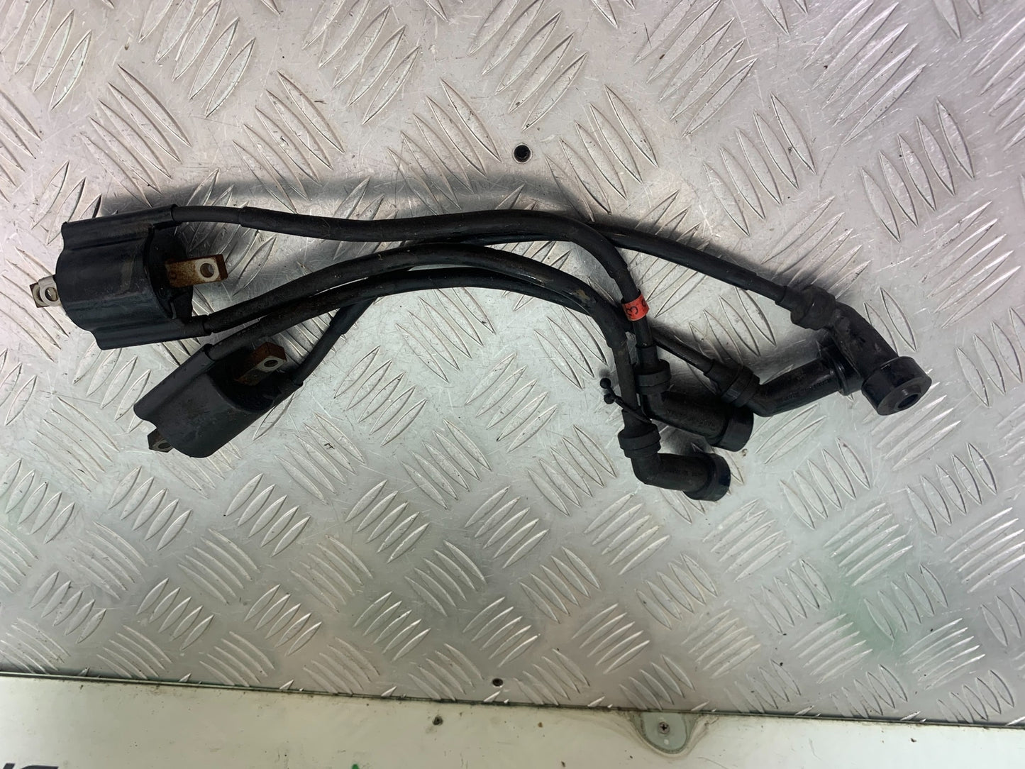 YAMAHA XJR1300 XJR 1300 COILS AND CAPS YEAR 1999-2003 (CMB1055)