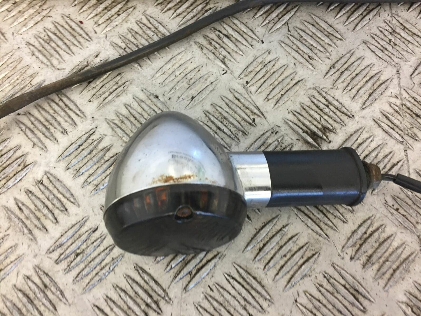 KAWASAKI VN1500 VN 1500 CLASSIC REAR INDICATOR YEAR 2001