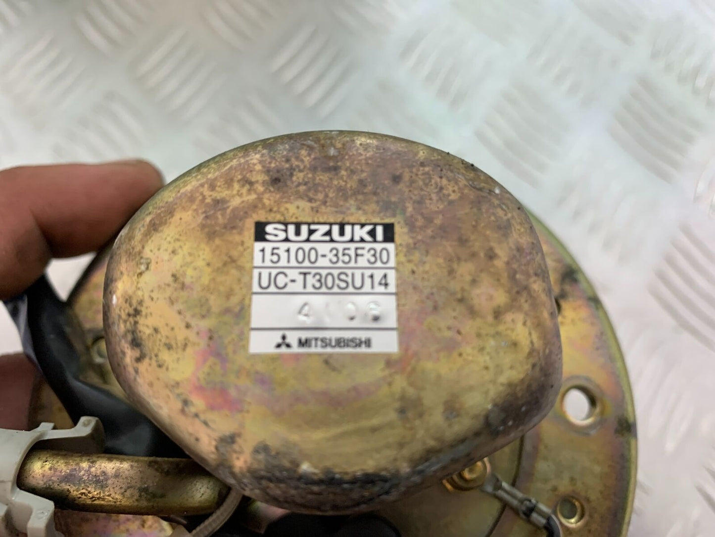 SUZUKI SV650 SV 650 PETROL PUMP YEAR 2003-2006 (CMB1014)