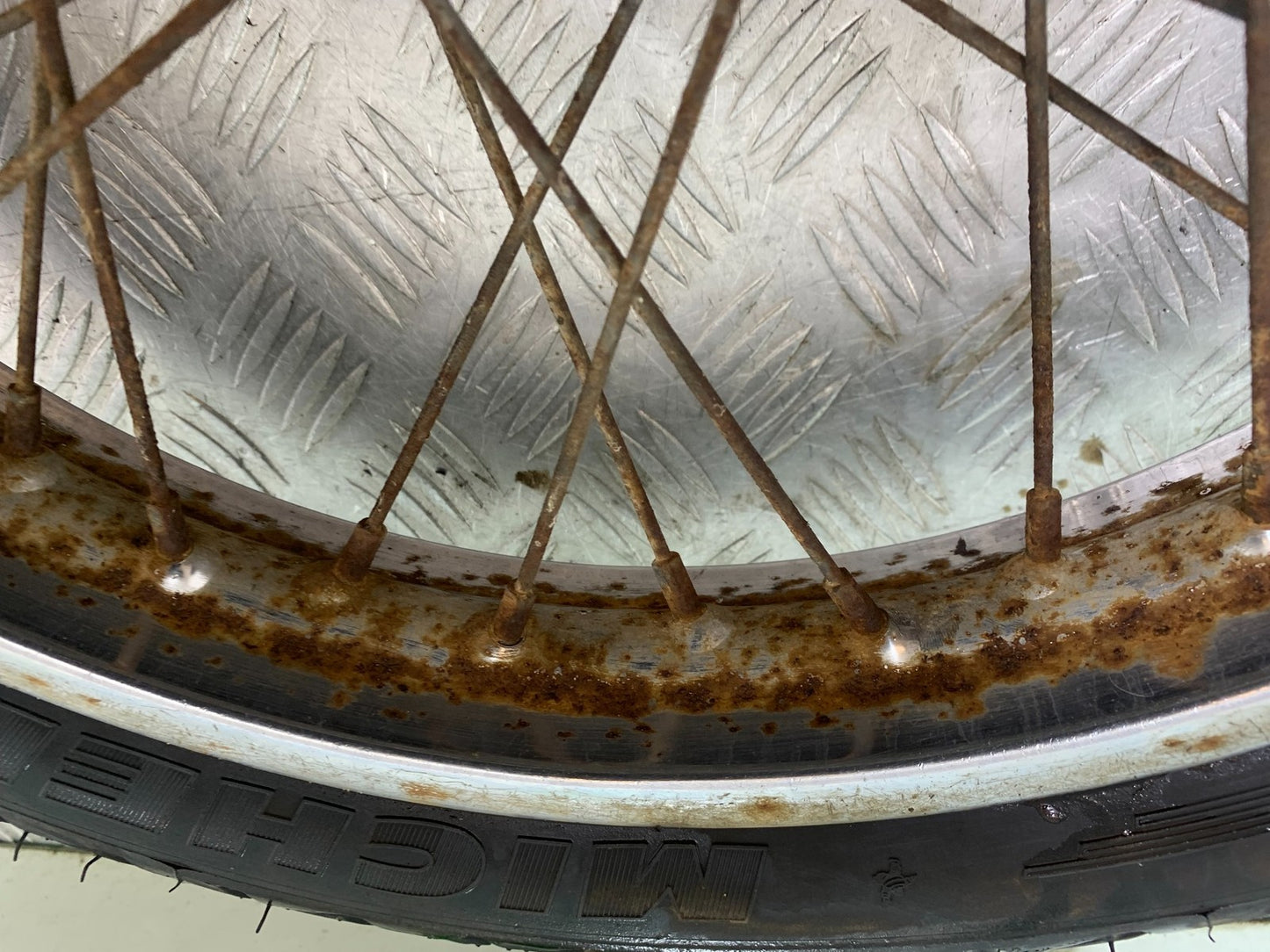 HONDA CG125 CG 125 REAR WHEEL YEAR 1998-2000 (CMB1282)