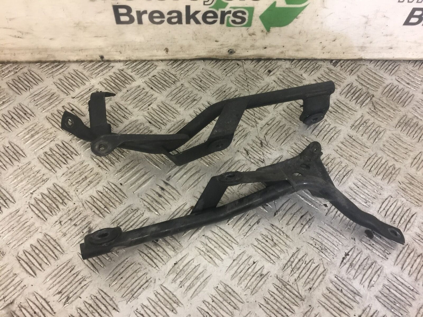 SUZUKI GSF1250 LEFT AND RIGHT SIDE BRACKETS YEAR 2012-2014 (STOCK 650)