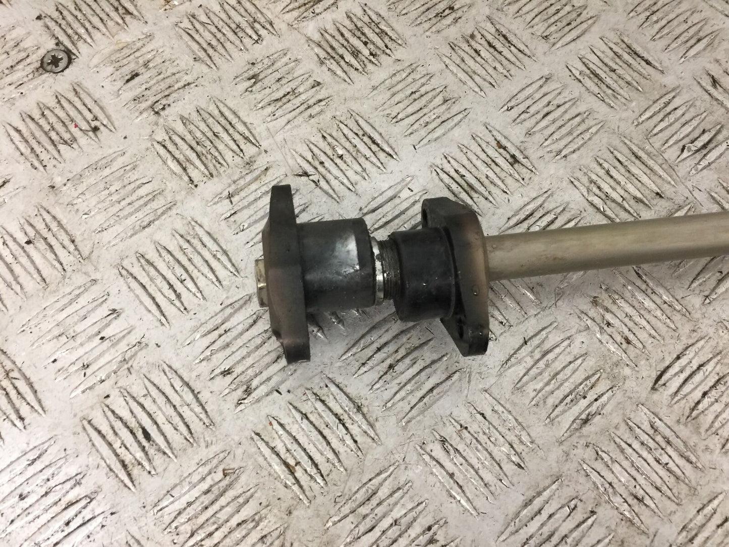 TRIUMPH 675 STREET TRIPLE R SWINGARM SPINDLE YEAR 2016 (STOCK 781)