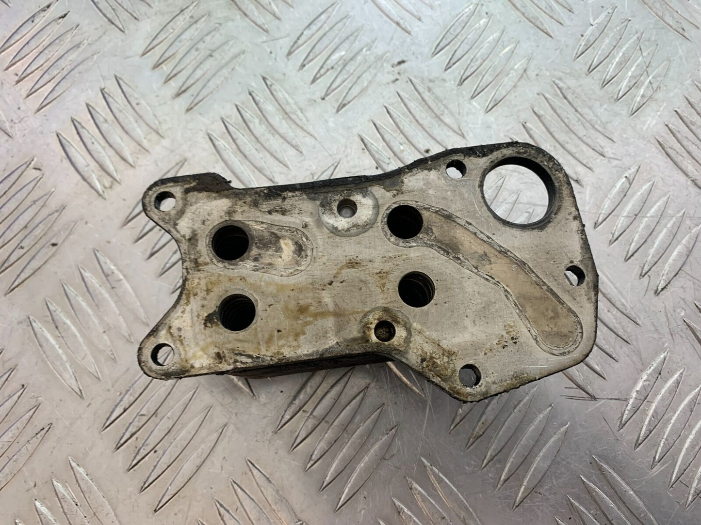 TRIUMPH 765 STREET TRIPLE RS OIL COOLER YEAR 2018-2021 (STOCK 968)