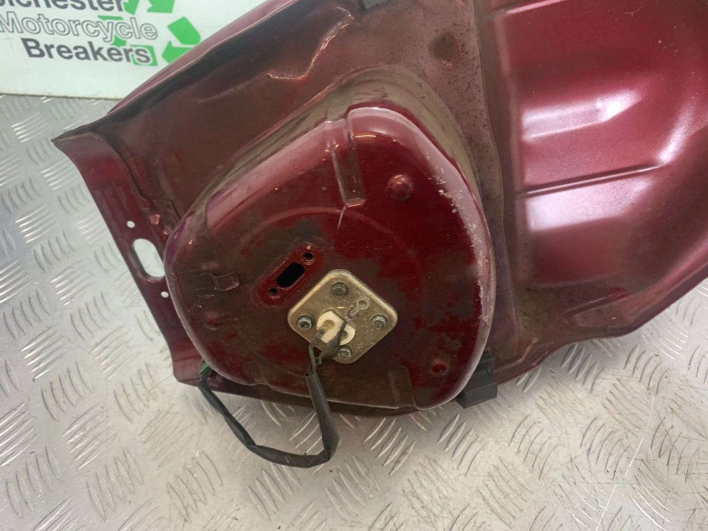 YAMAHA XJ900 XJ 900 DIVERSION PETROL TANK YEAR 1994-2002(CMB1292)