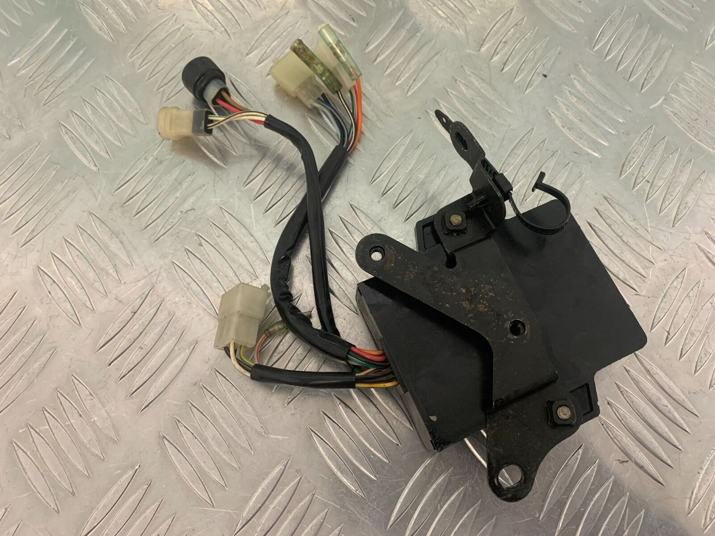 YAMAHA TDR250 TDR 250 CDI UNIT YEAR 1988-1992 (STOCK 976)