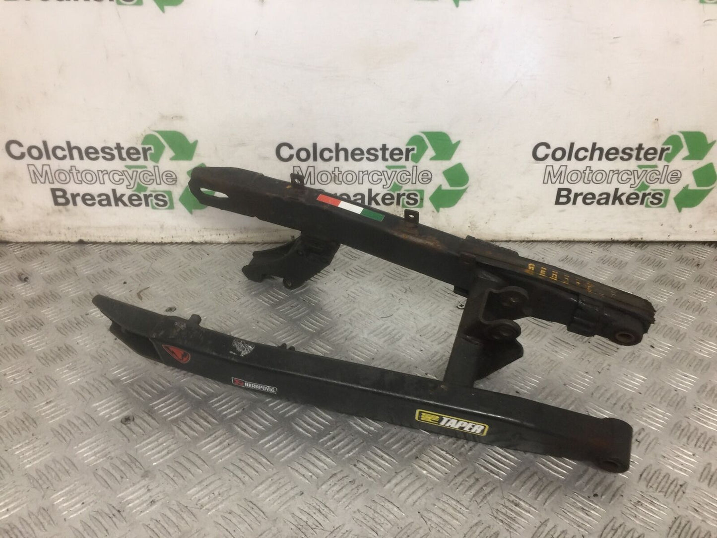 YAMAHA XT125X XT125 X SWINGARM YEAR 2008 (STOCK 857)