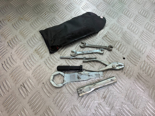 KAWASAKI ZX10R ZX 10R TOOL KIT   YEAR 2011-2015 (CMB1154)