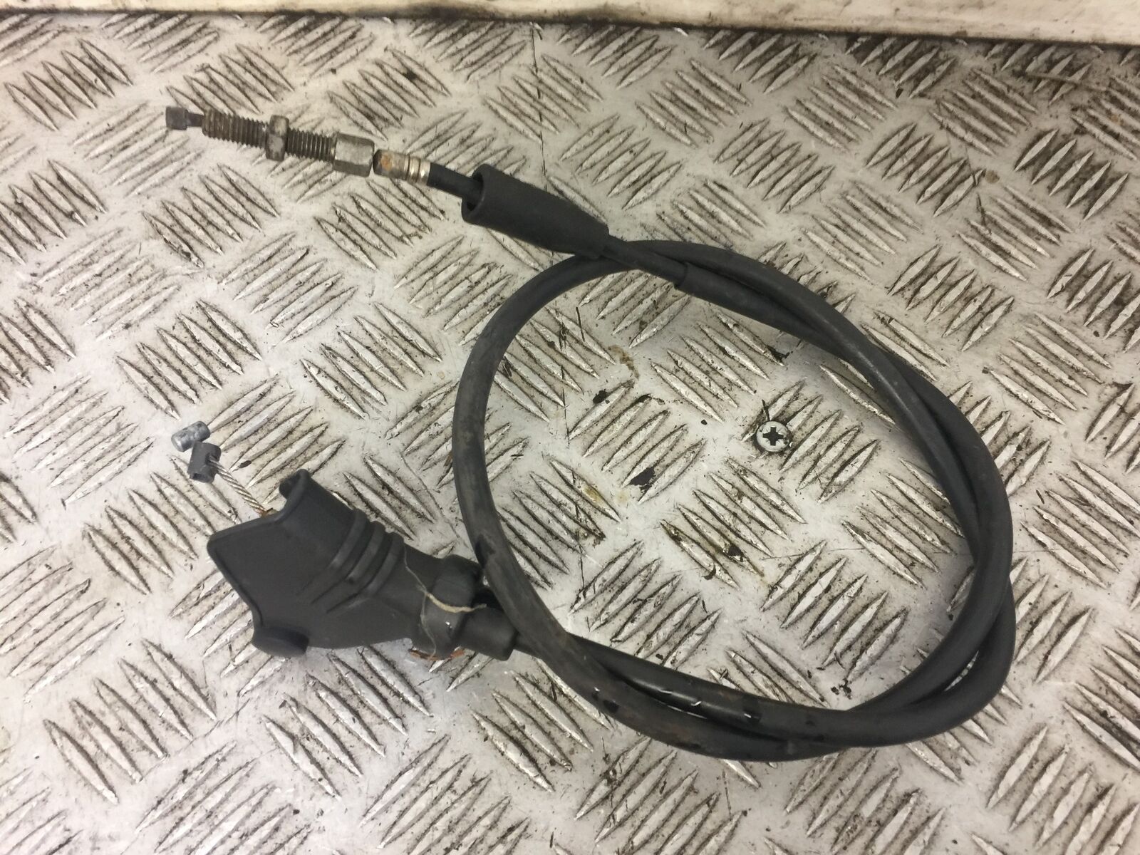 SUZUKI GSF600 GSF 600 BANDIT CLUTCH CABLE YEAR 2002(STOCK 606)