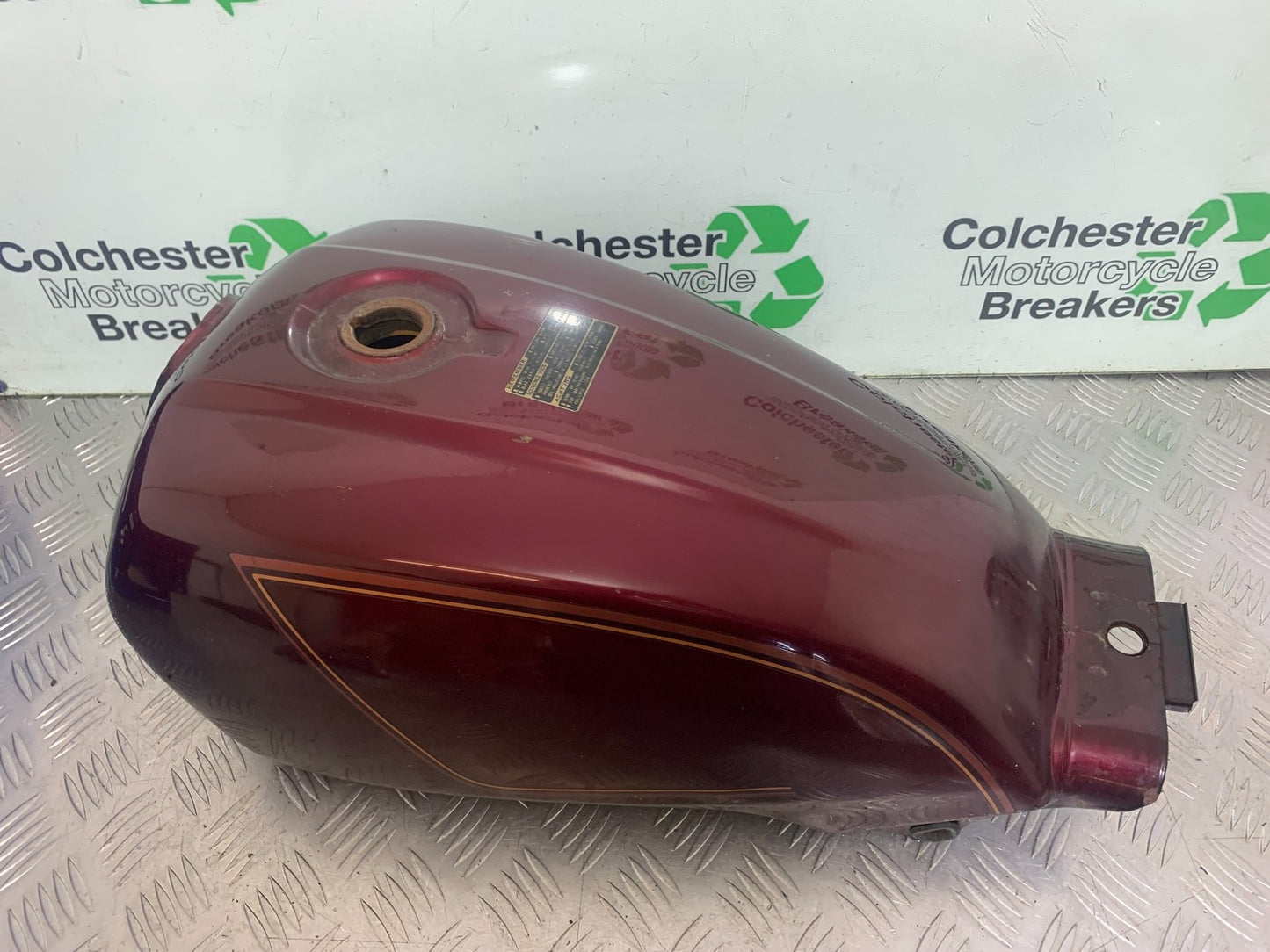 HONDA GL500 GL 500 SILVERWING PETROL TANK    YEAR 1981-82 (CMB1168)