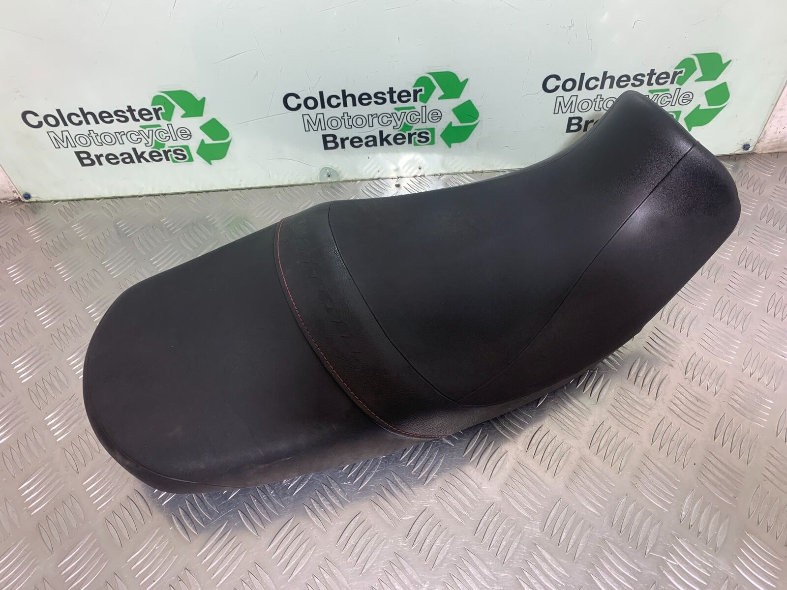 SUZUKI DL 650 V-STROM SEAT  YEAR 2016 (STOCK 996)