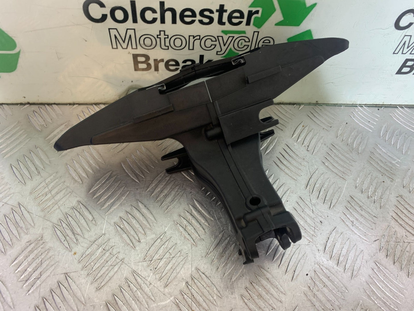 APRILIA RSV4 FACTORY FAIRING BRACKET  YEAR 2009-2012 (CMB1224)
