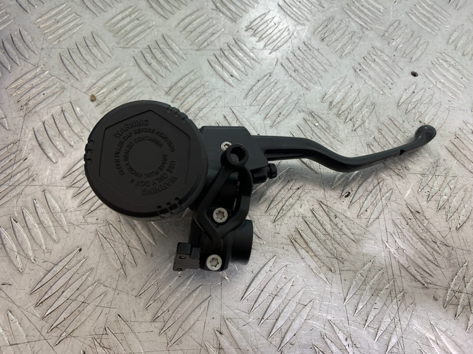 BMW F800 GT FRONT MASTER CYLINDER  YEAR 2013-2017 (CMB1248)