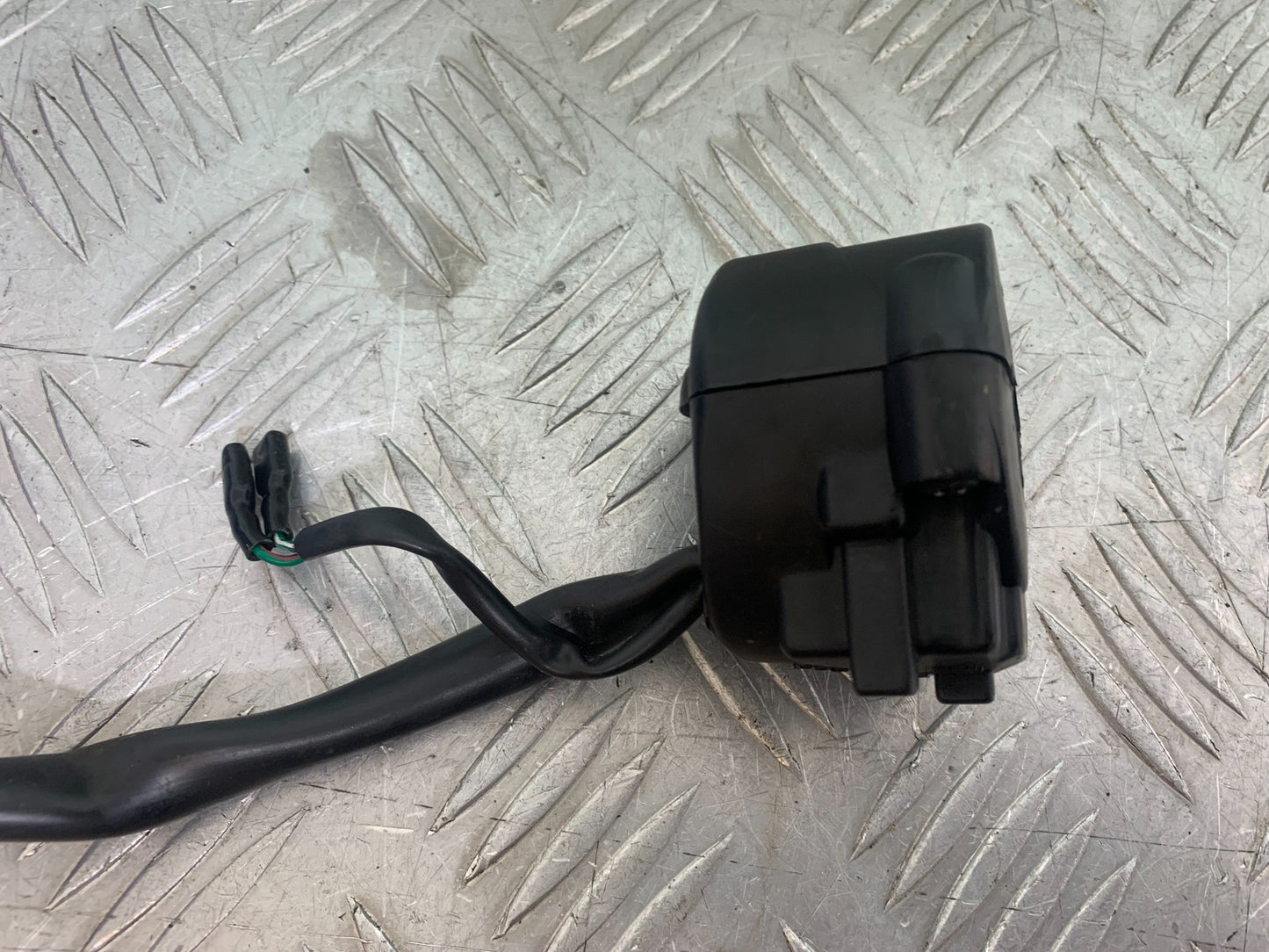 HONDA CBF125 CBF 125 LEFT SWITCH GEAR   YEAR 2009-14  (CMB1172)