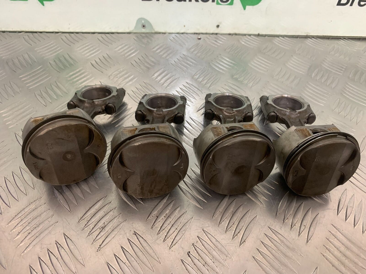 HONDA CBR1100 BLACKBIRD CONRODS AND PISTONS  YEAR 1999-05 (STOCK 961)