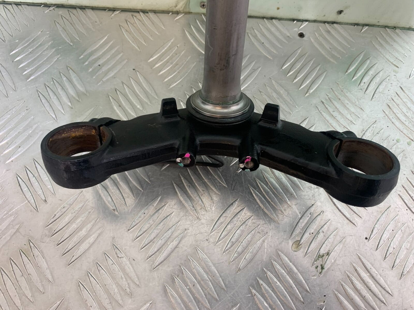 KAWASAKI Z300 ER300 BOTTOM YOKE  YEAR 2016-2018  (CMB1056)