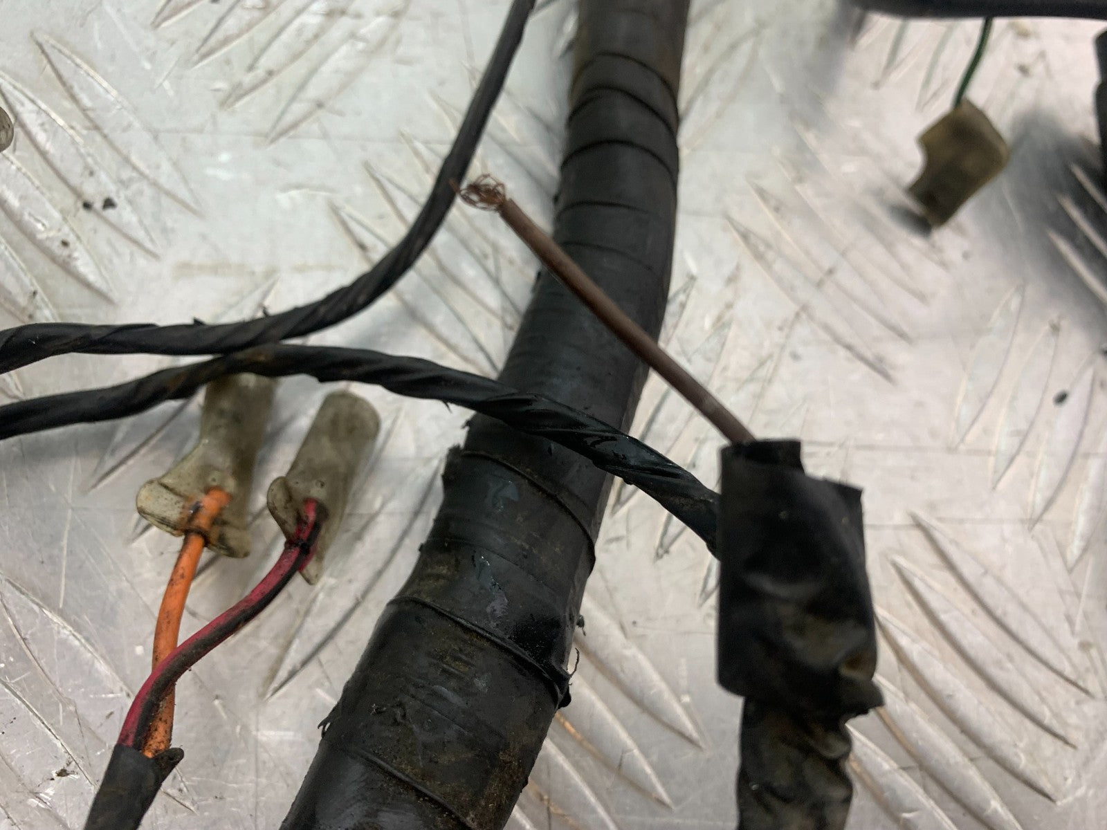 YAMAHA FZS600 FAZER 600 WIRING LOOM   YEAR 1998-2001 (CMB1267)