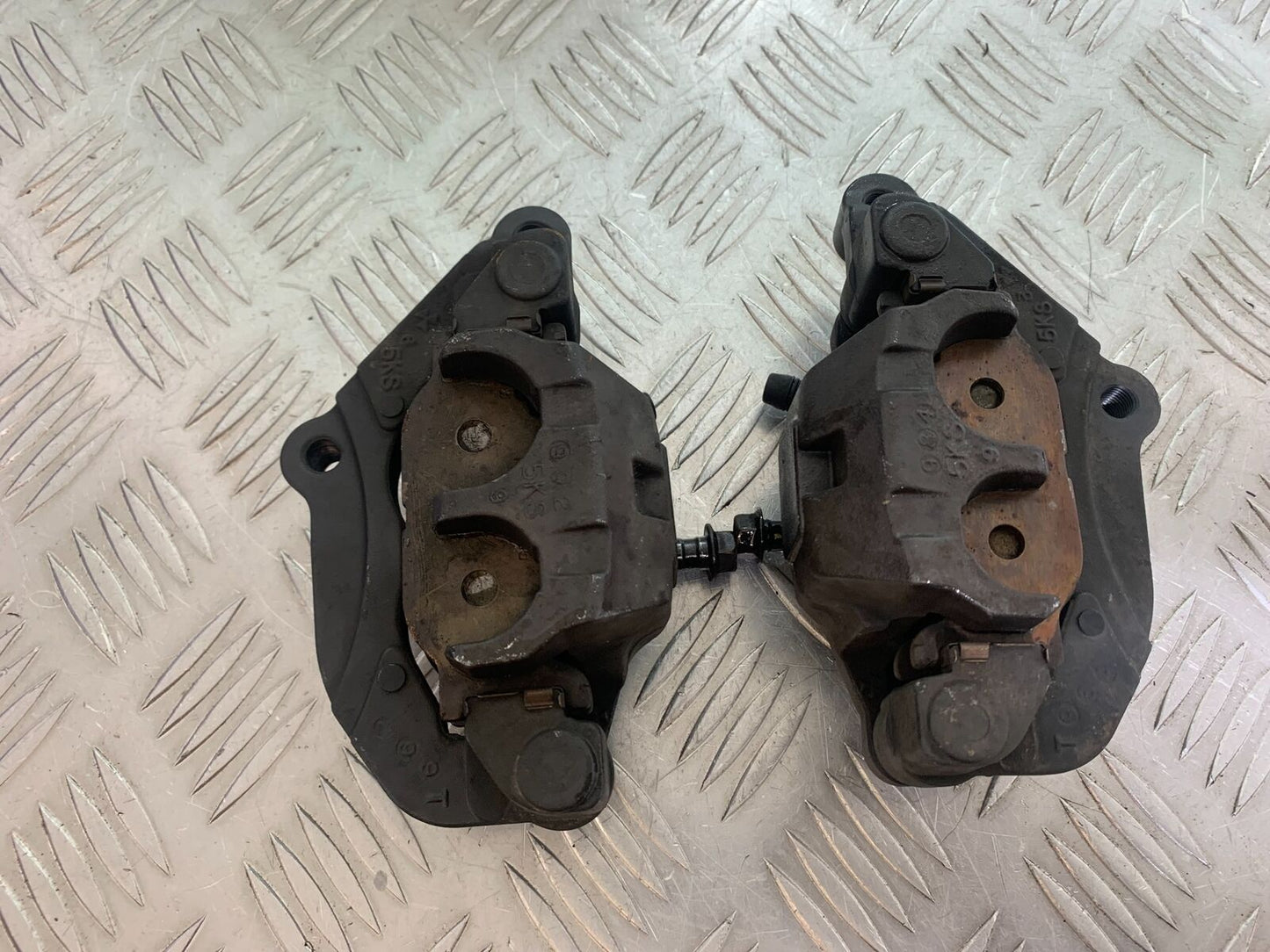 YAMAHA XJ6 XJ6-S FRONT BRAKE CALIPERS   YEAR 2009-2015  (CMB1070)