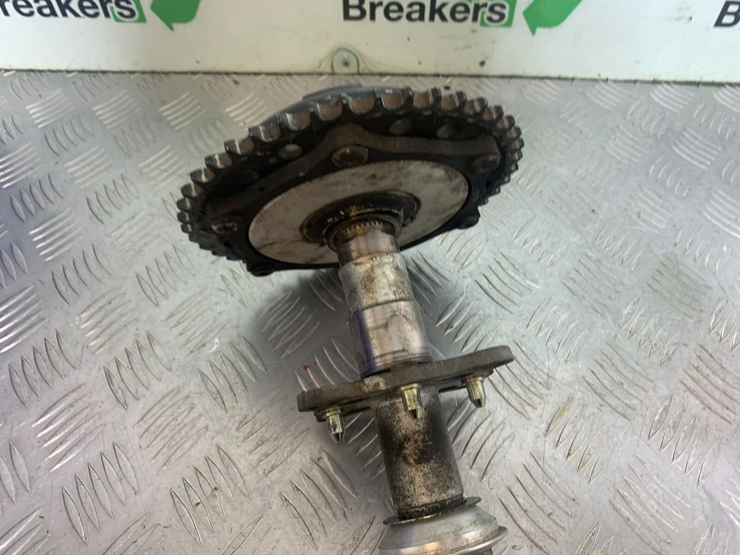 TRIUMPH 955i SPRINT ST REAR BRAKE HUB  YEAR 1999-2004 (CMB1124)