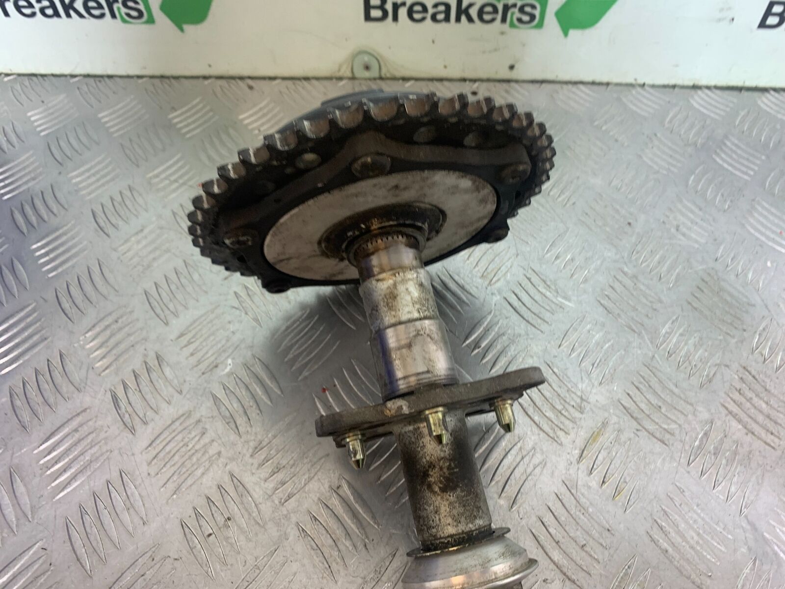 TRIUMPH 955i SPRINT ST REAR BRAKE HUB  YEAR 1999-2004 (CMB1124)