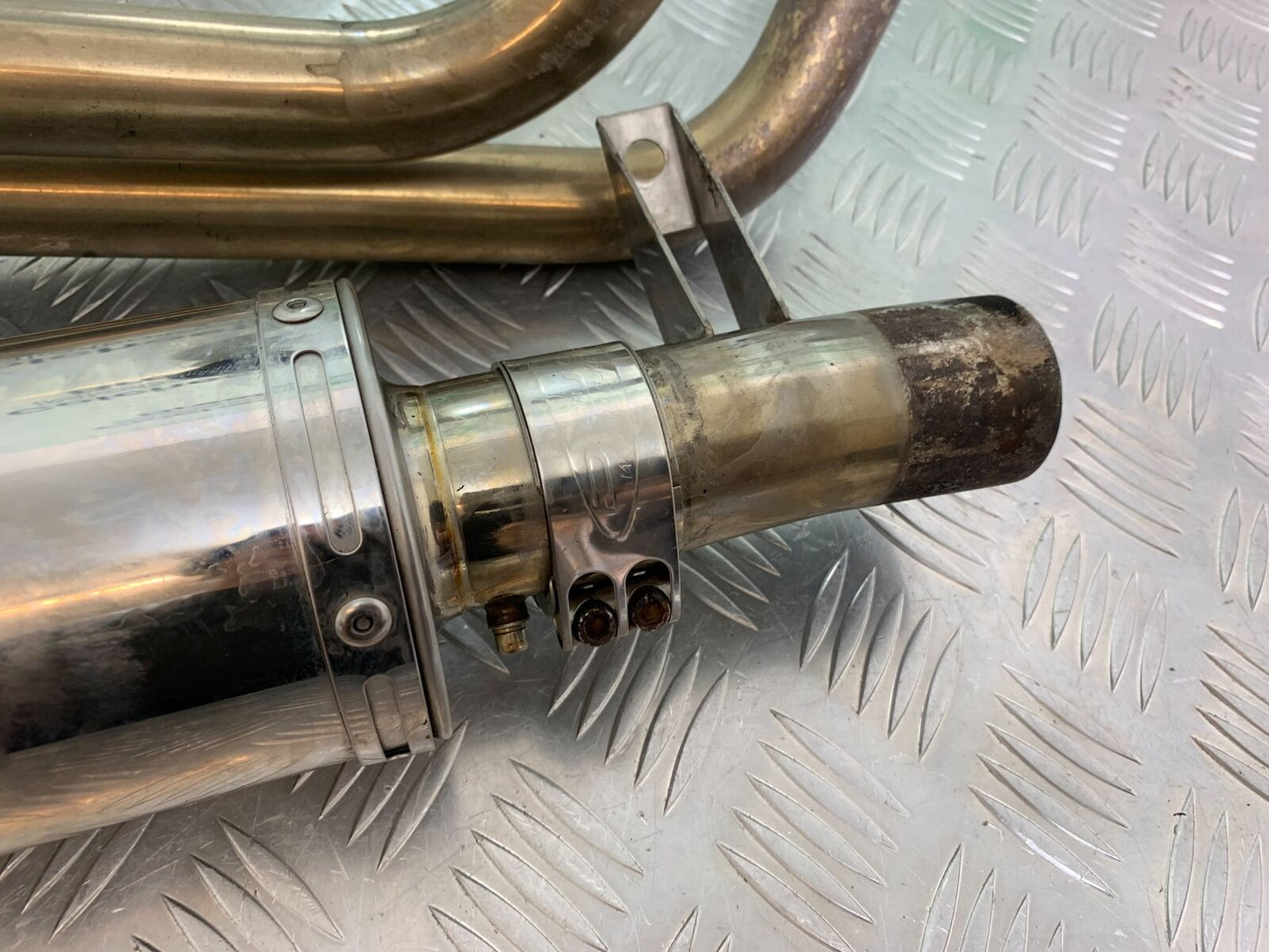 HONDA NTV 650 REVERE DELKEVIC EXHAUST  YEAR 1988-1996 (CMB1025))