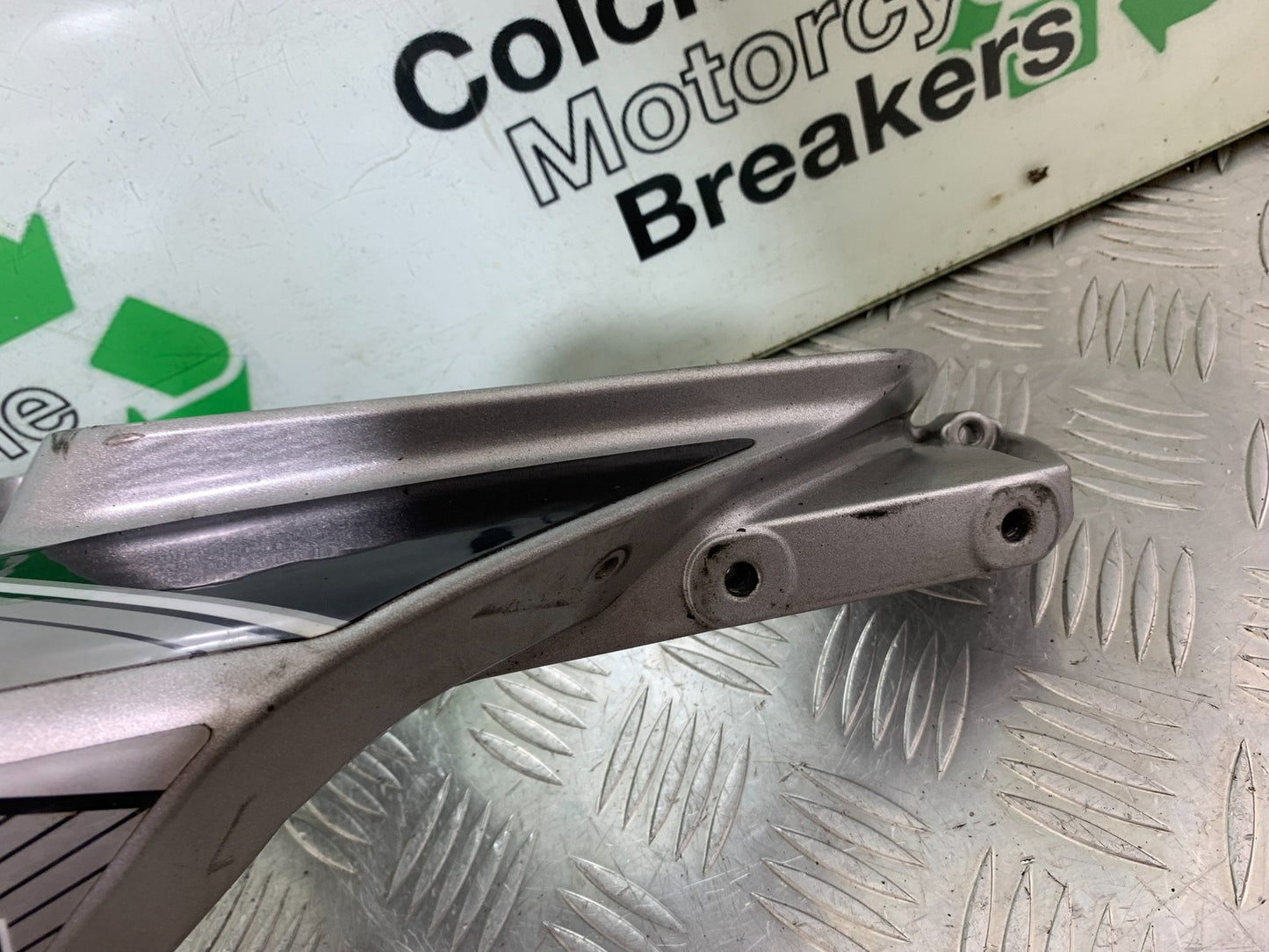 KTM 690 DUKE R LC4 LEFT SUBFRAME YEAR 2012-2015  (CMB1180)