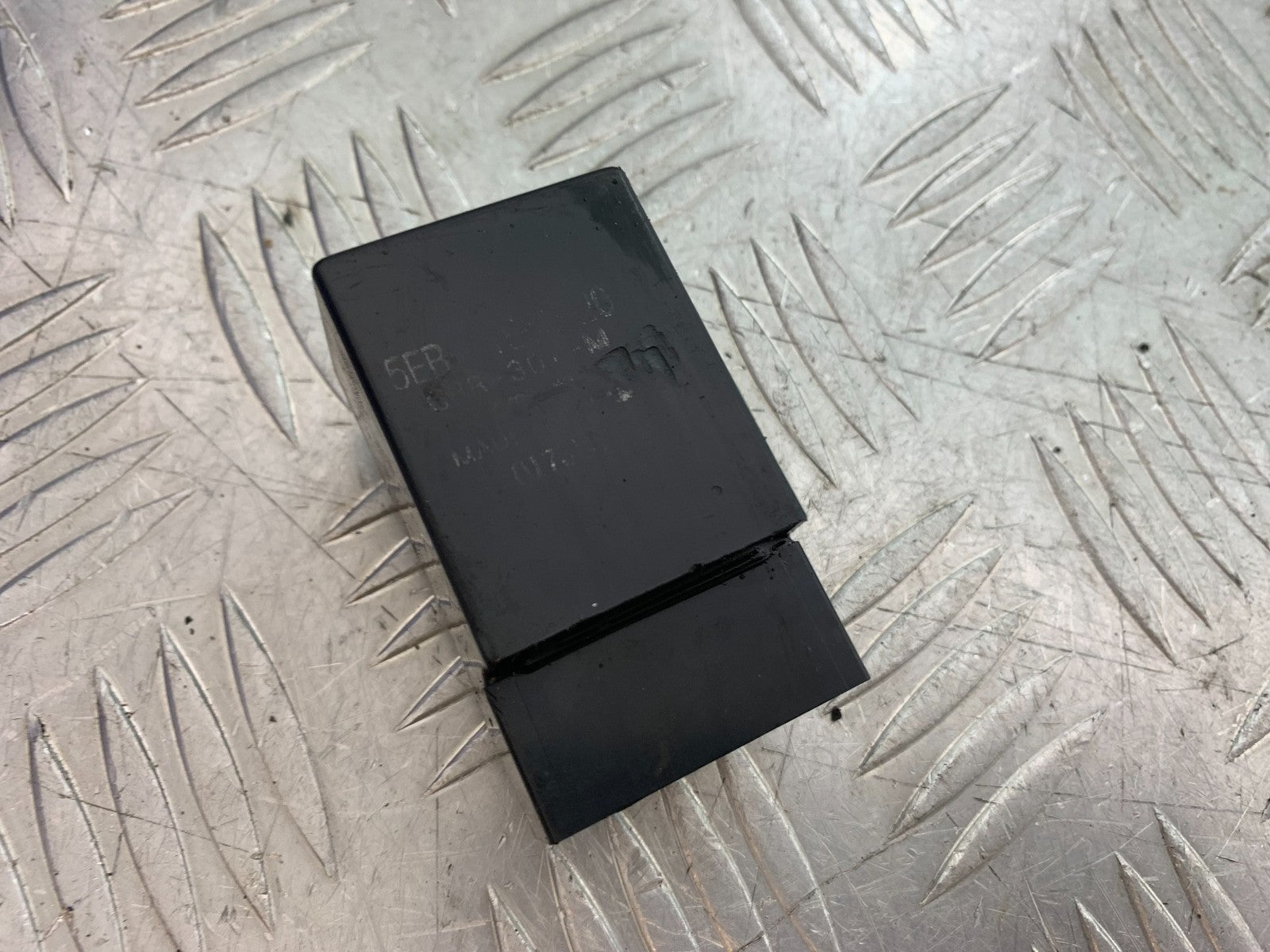 YAMAHA FZS1000 FAZER MAIN RELAY  YEAR 2001-05 (CMB1275)