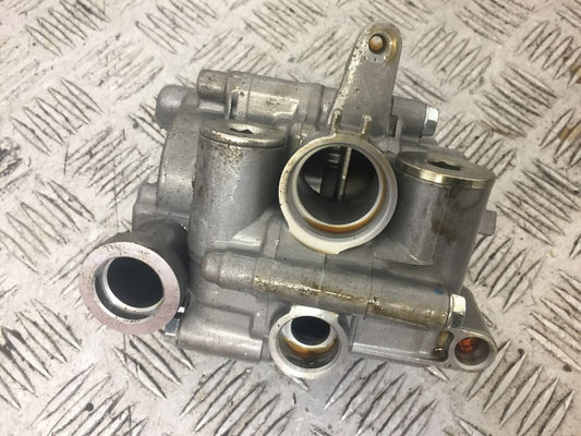 HONDA CRF1000 (DCT) AFRICA TWIN OIL PUMP YEAR 2016-2019 (STOCK 724)