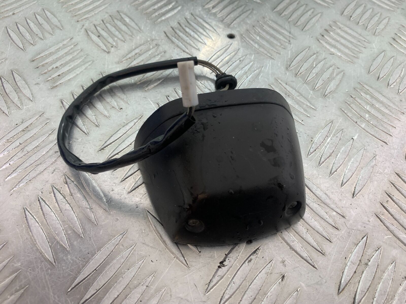 SUZUKI SV650 SV 650 mk1 NUMBER PLATE LIGHT    YEAR 1999-2002 (CMB1036)